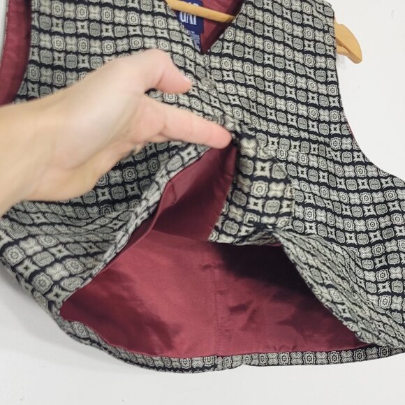 GAP Vintage Boy Kids Black Ivory Pockets Sleeveless V-Neck Button Front Vest Med - Picture 4 of 9